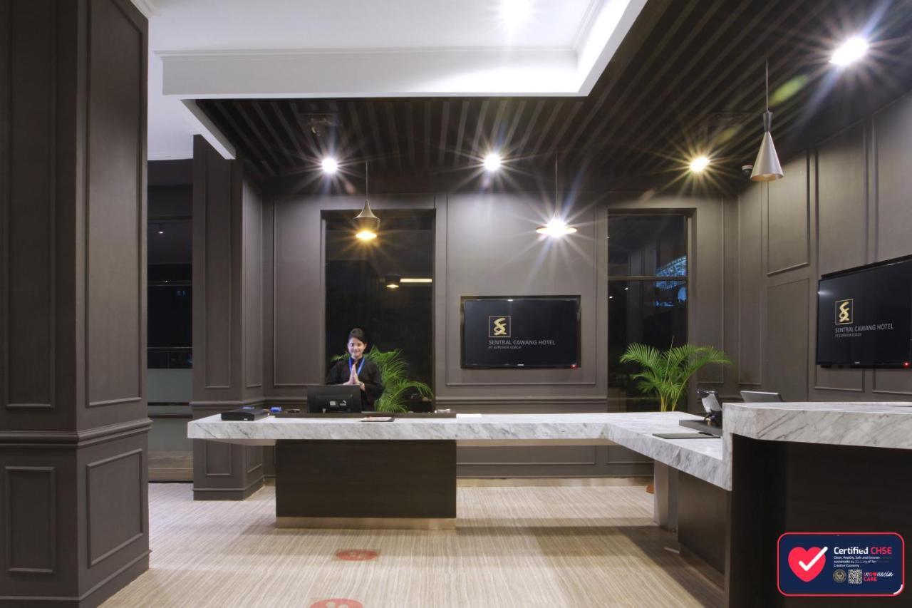 Swiss-Belinn Cawang Jakarta Exteriör bild