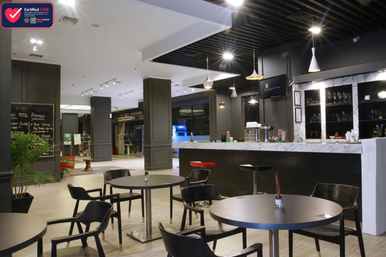 Swiss-Belinn Cawang Jakarta Exteriör bild