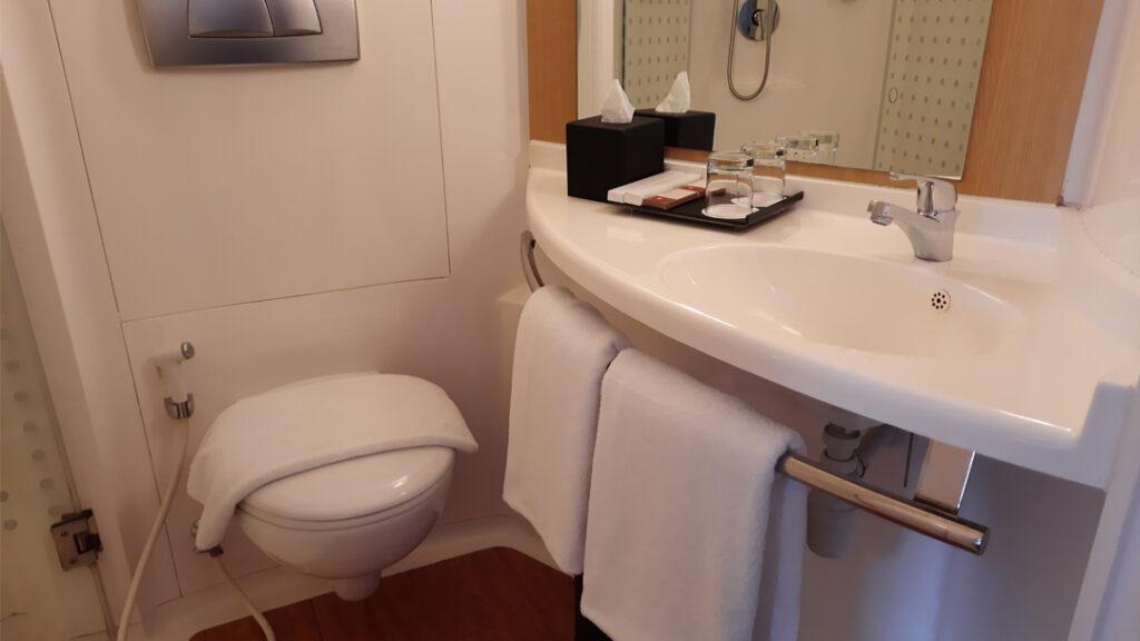 Swiss-Belinn Cawang Jakarta Exteriör bild